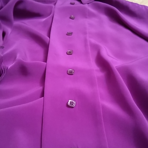 St. John Purple Button Down Shirt Size 10 - Picture 6 of 7